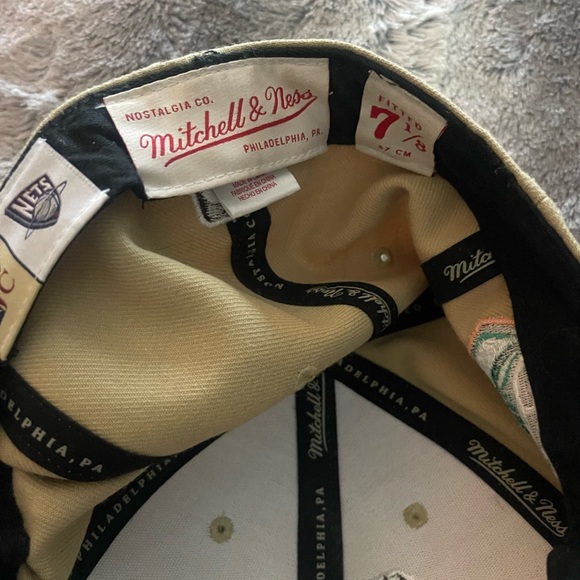 Men's New Jersey Nets Mitchell & Ness Khaki 35th Anniversary Hardwood Classics - Picture 9 of 10